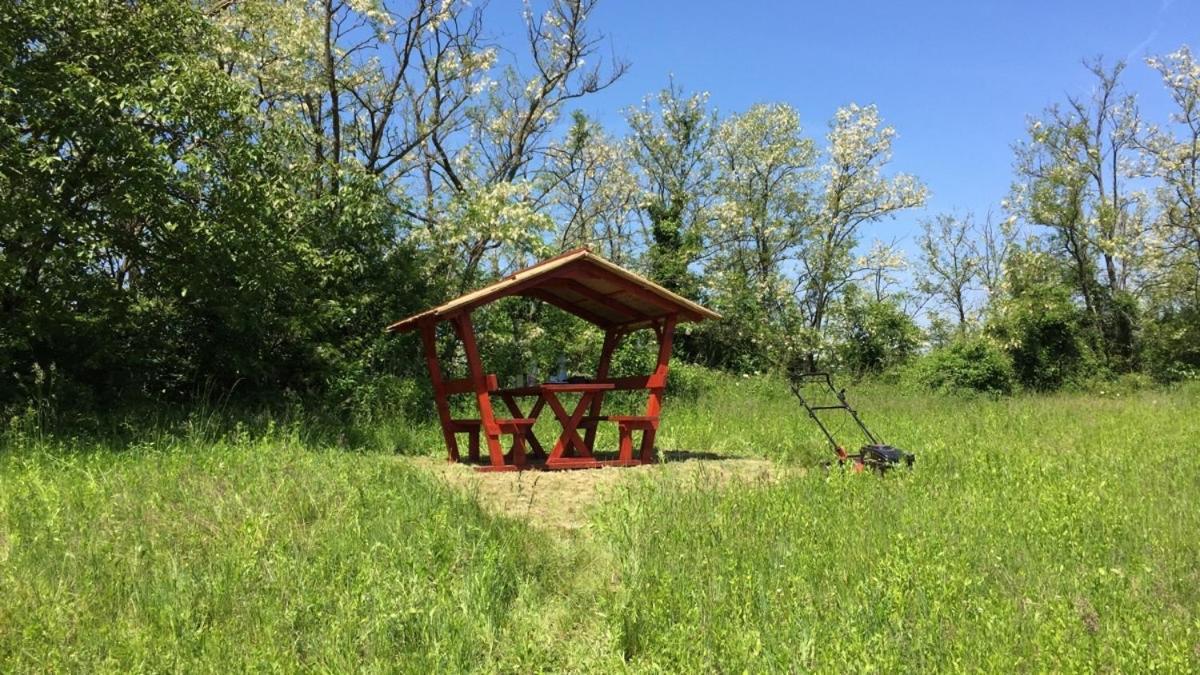 Csobanc Szerelem-Nemzeti Park-Oenallo Haz - Klimatizalt Gyulakeszi المظهر الخارجي الصورة